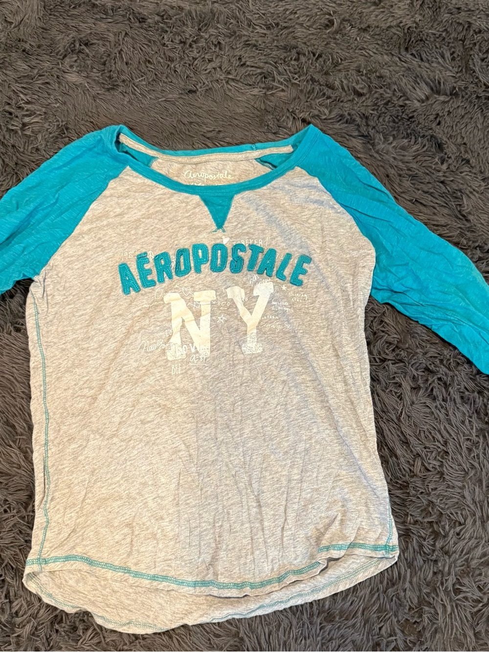 Aeropostale Gray and Teal Raglan NY Shirt